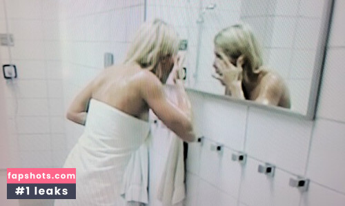 WWE Torrie Wilson gallery photo #803