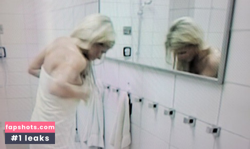 WWE Torrie Wilson gallery photo #812