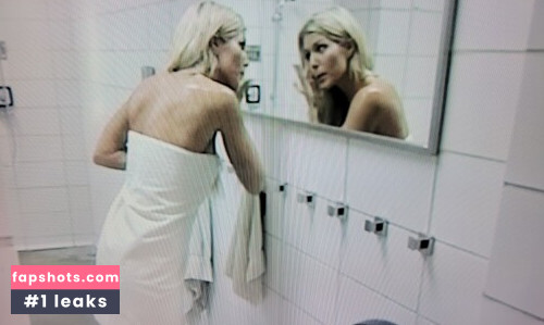 WWE Torrie Wilson gallery photo #839