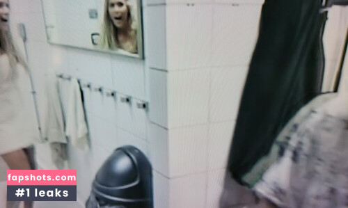 WWE Torrie Wilson gallery photo #842