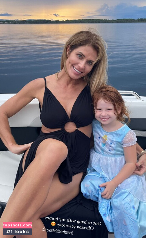 WWE Torrie Wilson gallery photo #890