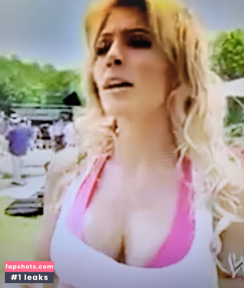 WWE Torrie Wilson gallery photo #928