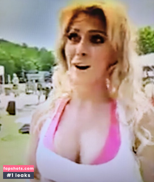 WWE Torrie Wilson gallery photo #960