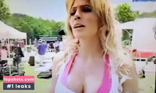 WWE Torrie Wilson gallery photo #976