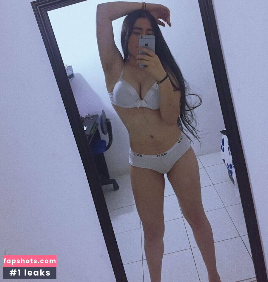 x.luna.x Nude Leaks OnlyFans Photos #15 - LeakJerk