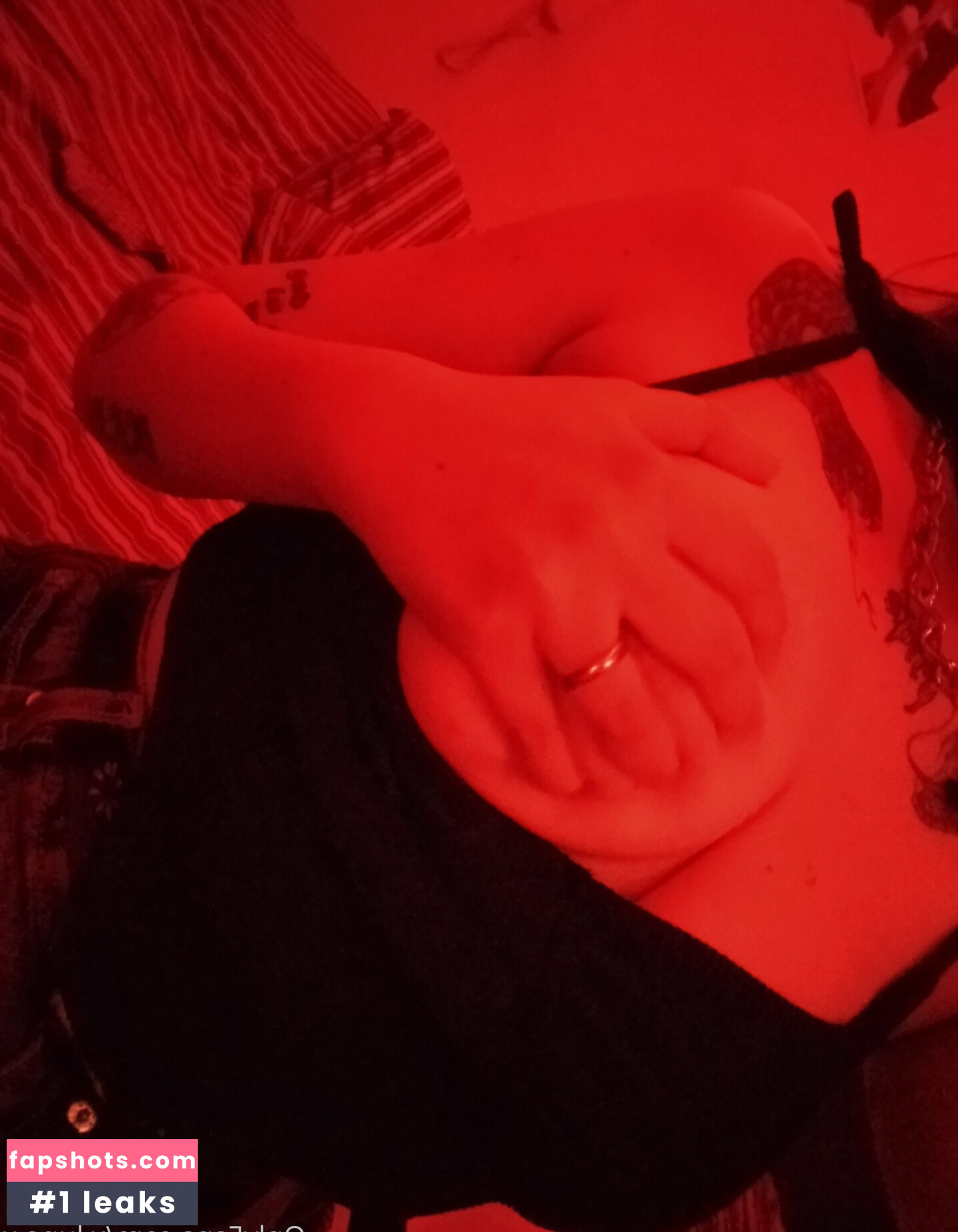 x.luna.x Nude Leaks OnlyFans Photos #25 - LeakJerk