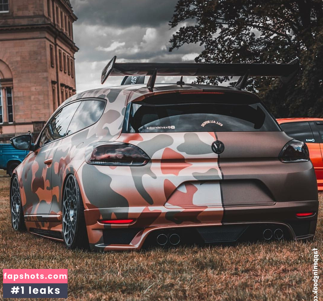 Xavia Brooke gallery photo #36