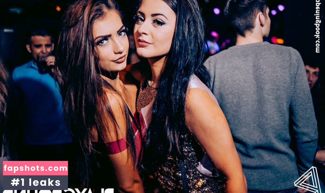 Xavia Brooke gallery photo #45