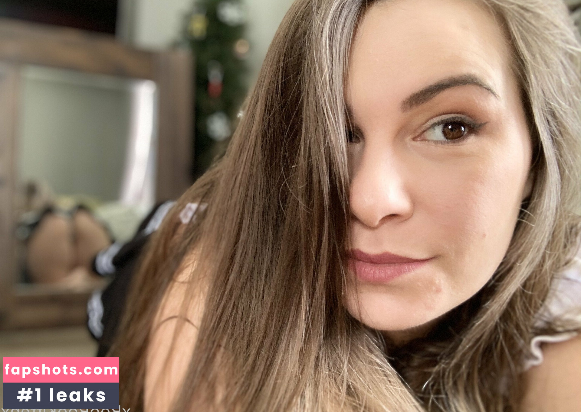 xboobookittenx gallery photo #3