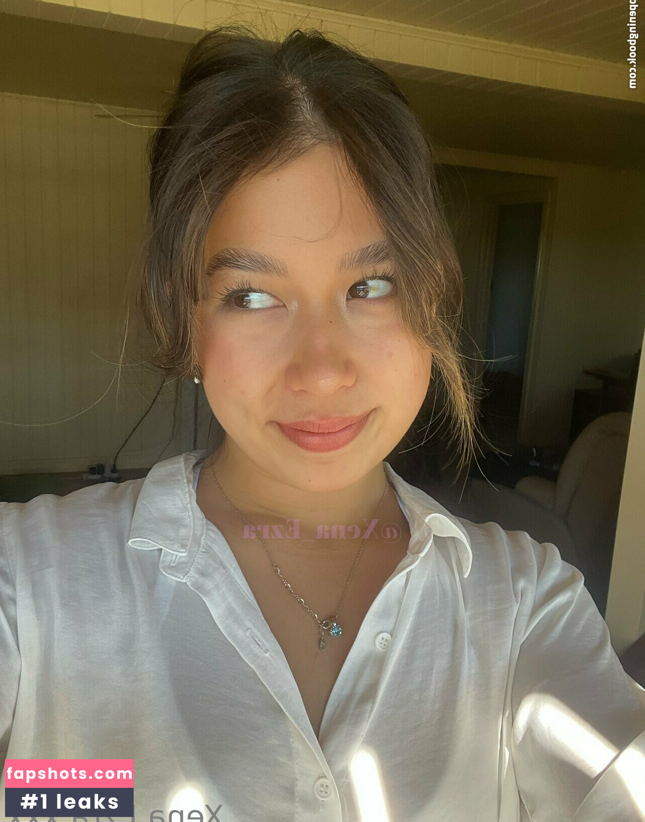 xena_ezra gallery photo #6