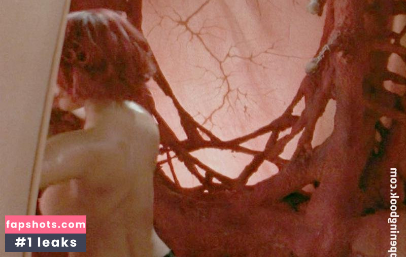 Xenia Seeberg gallery photo #29