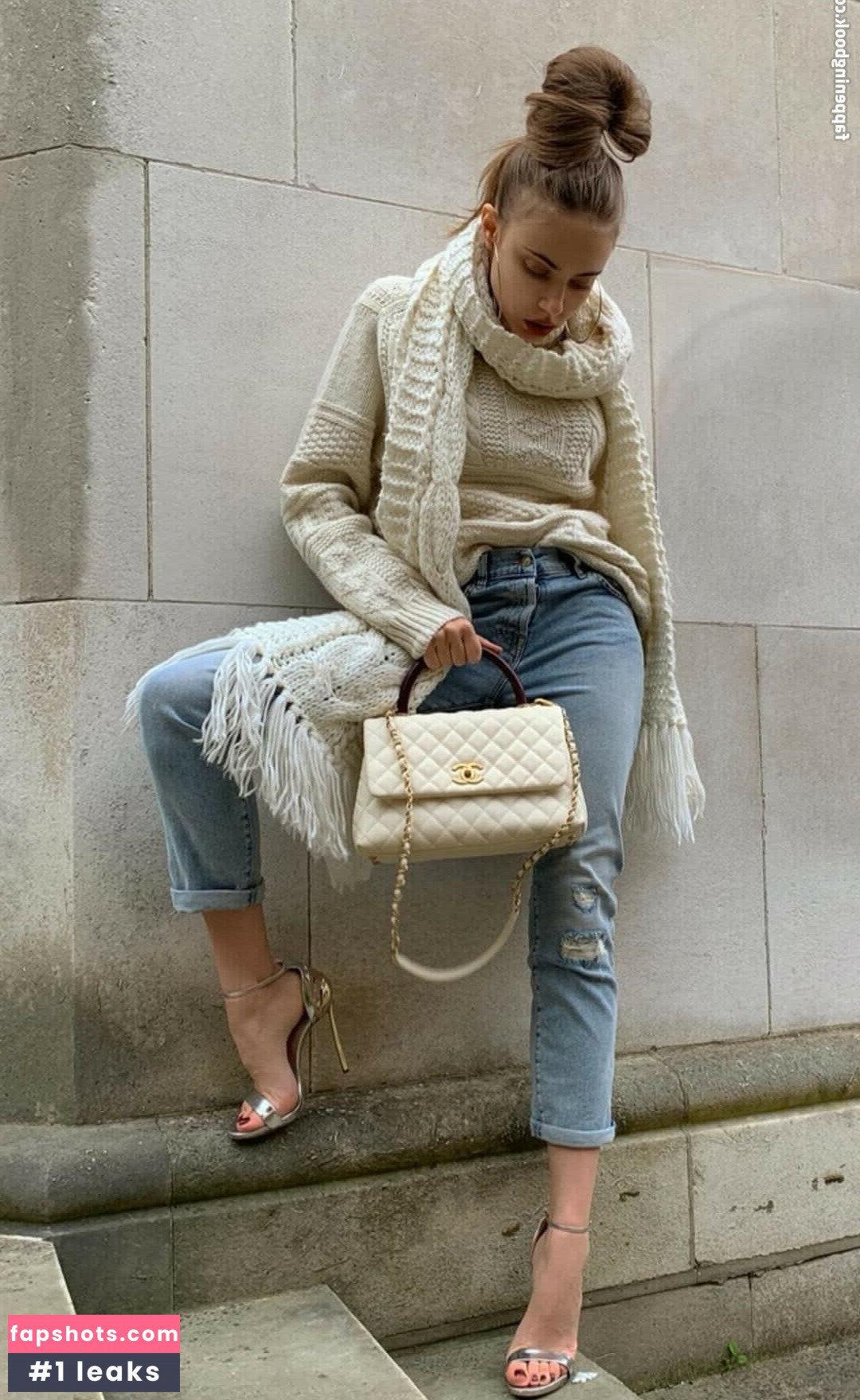 Xenia Tchoumi gallery photo #15