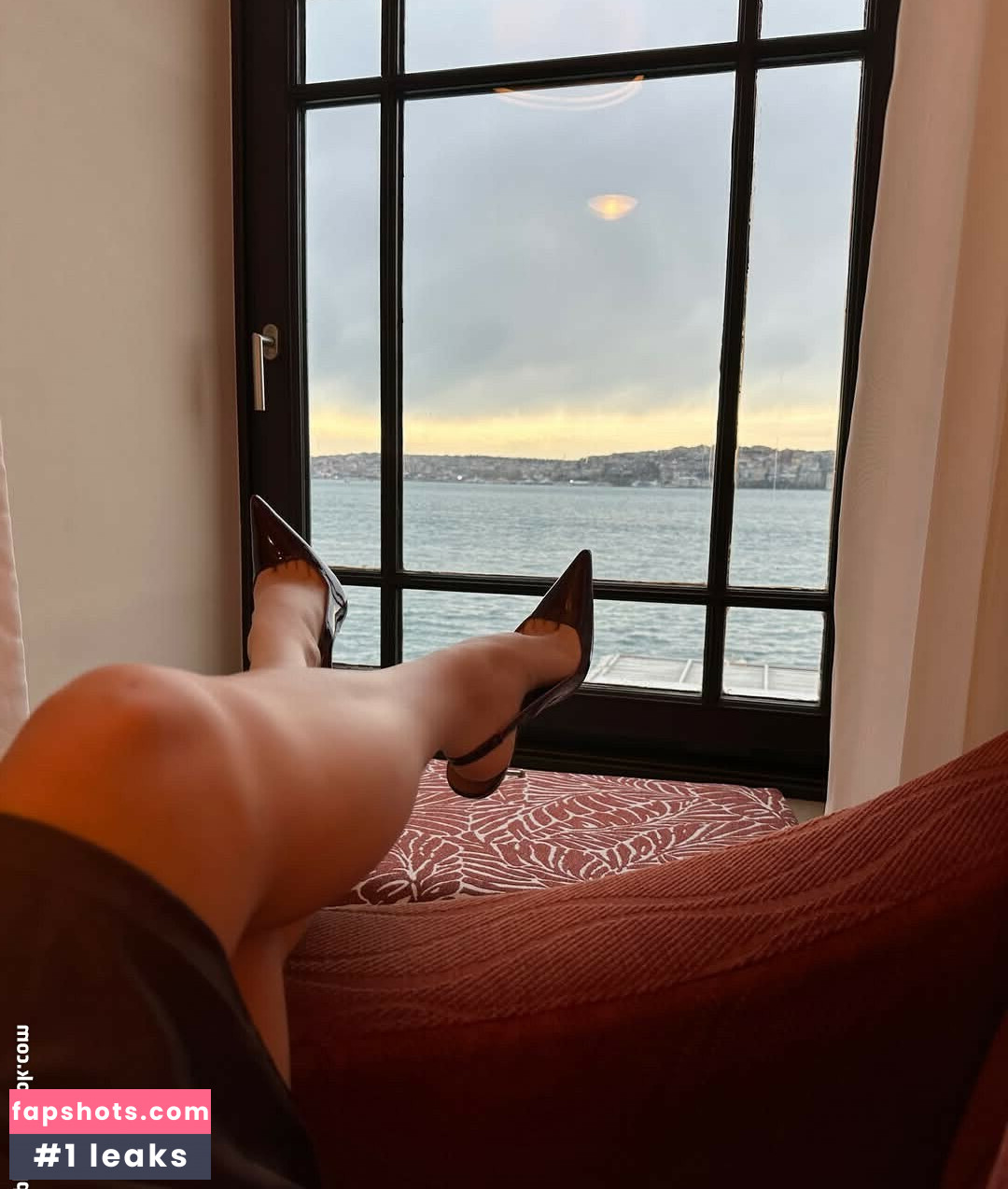 Xenia Tchoumi gallery photo #33