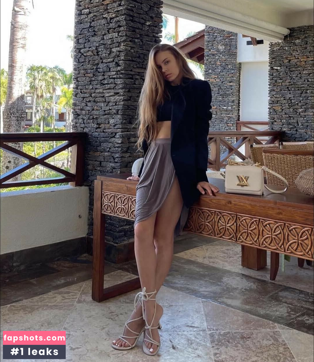 Xenia Tchoumi gallery photo #34