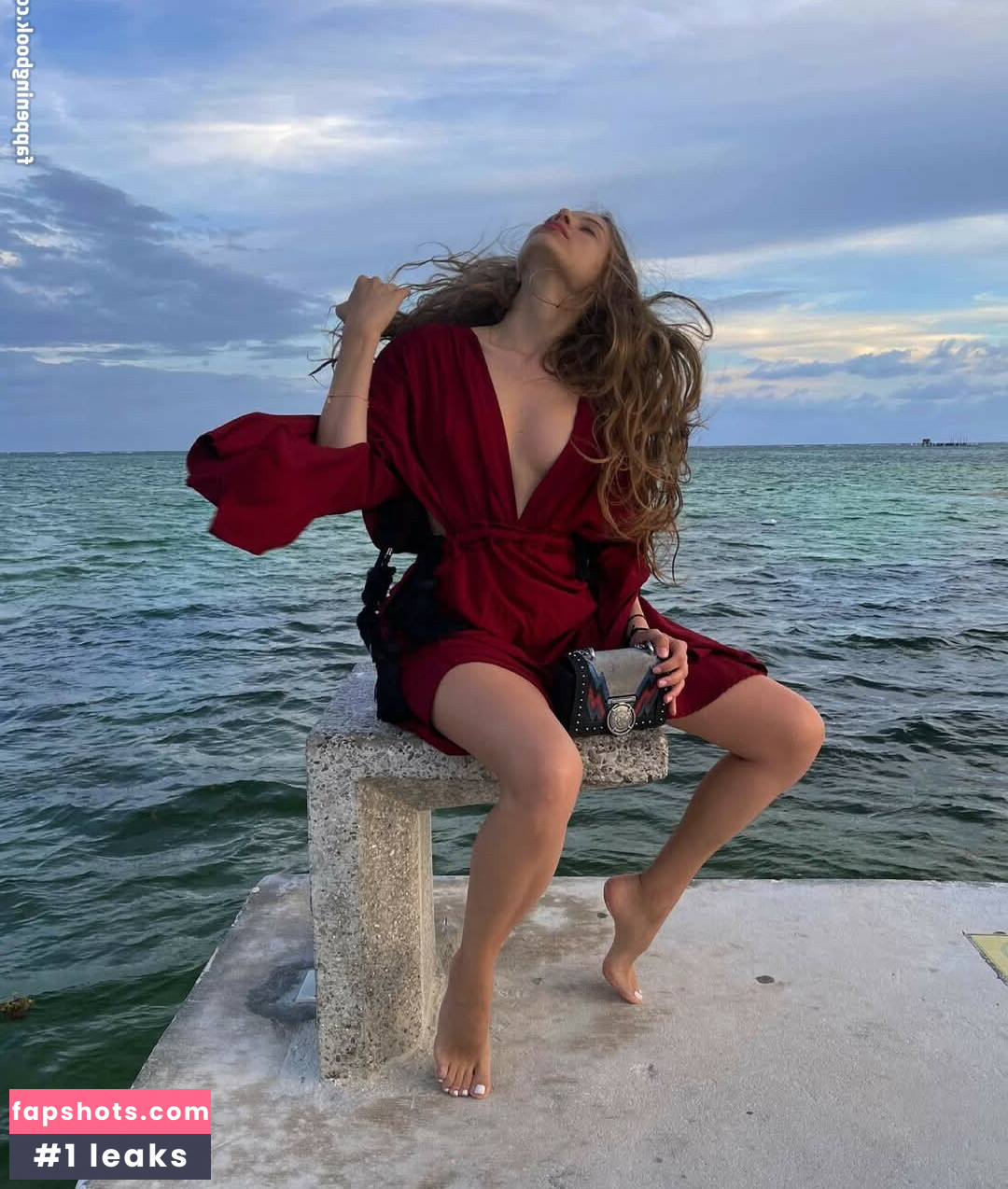 Xenia Tchoumi gallery photo #43