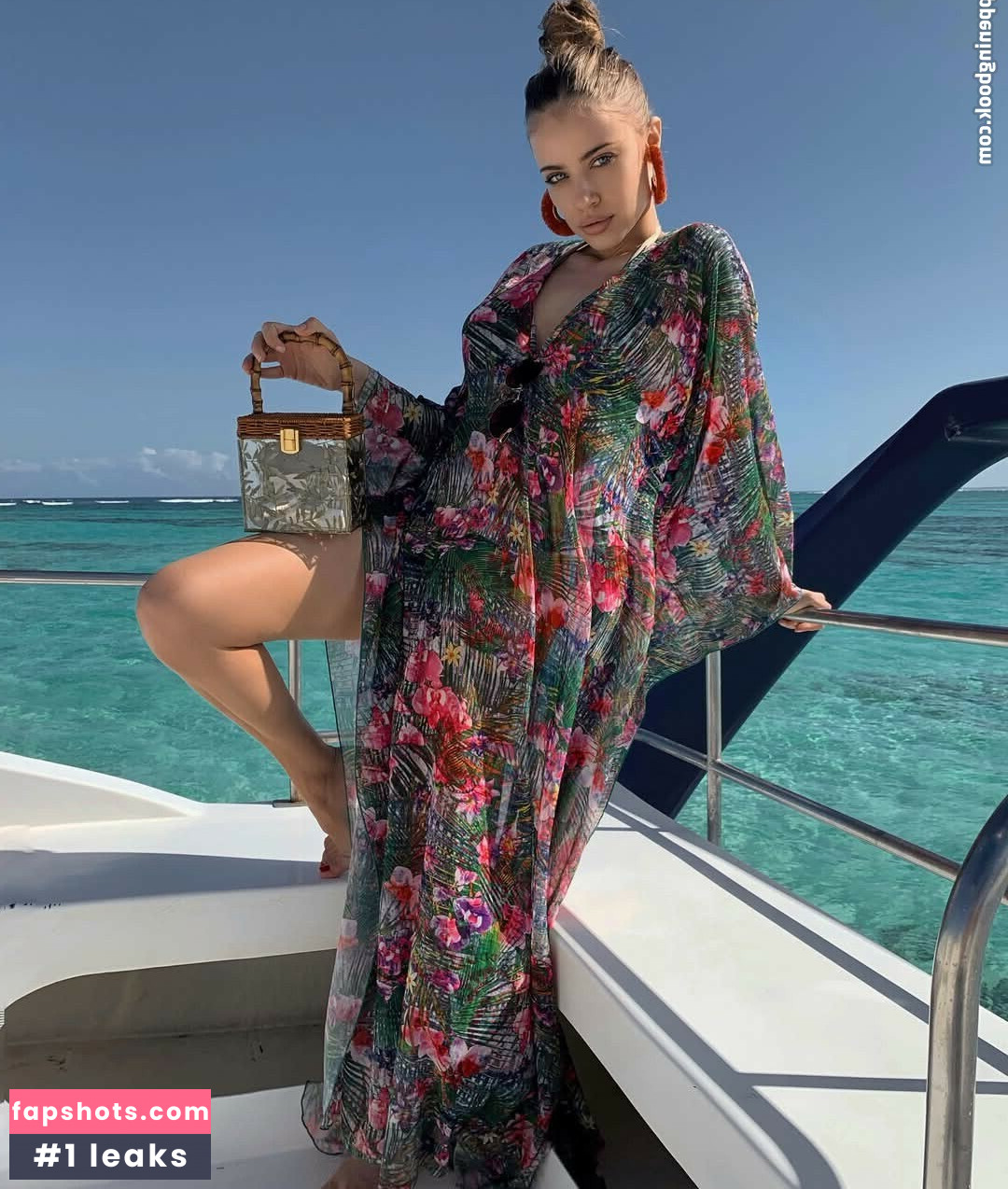 Xenia Tchoumi gallery photo #50