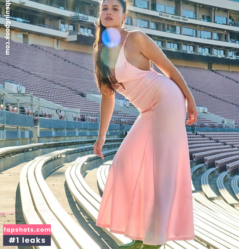 Xenia Tsilikova gallery photo #3