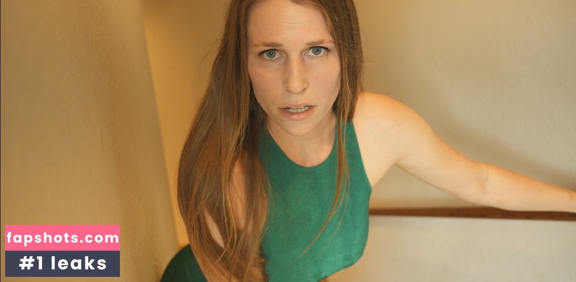 Xev Bellringer gallery photo #343