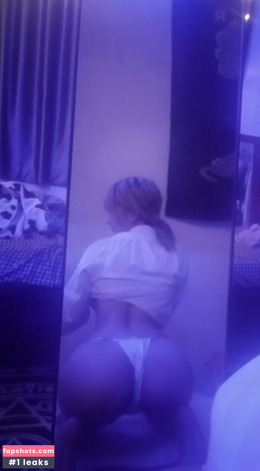 Xgina nude babe gallery