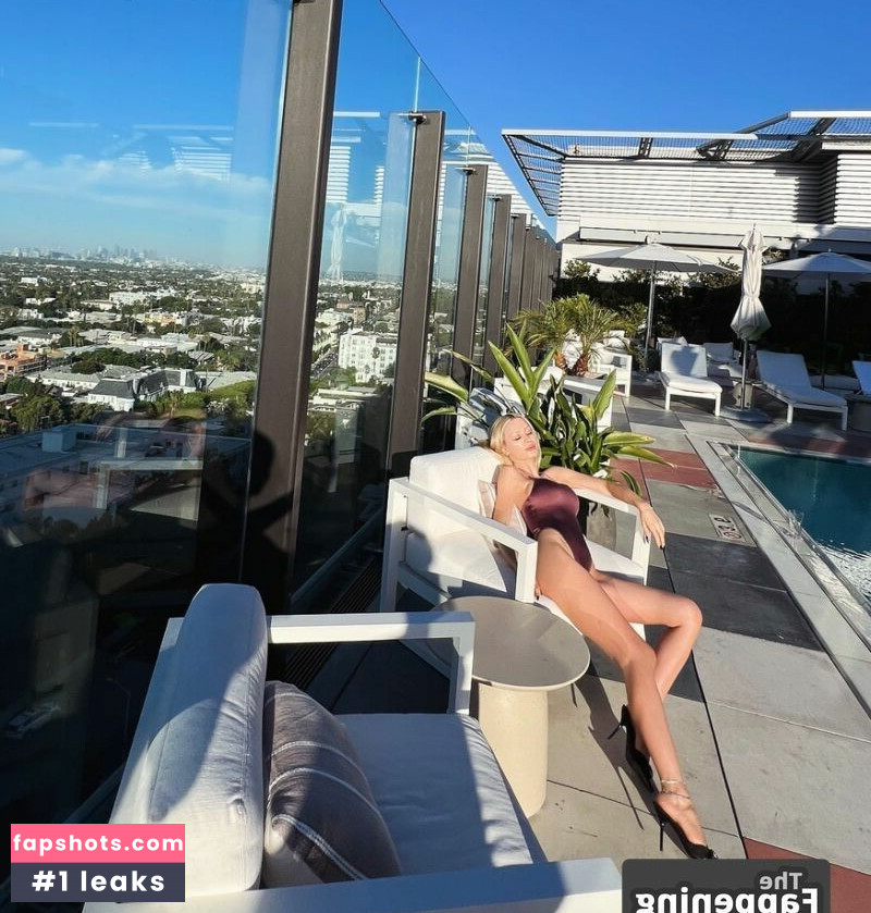 Xhoana X gallery photo #3