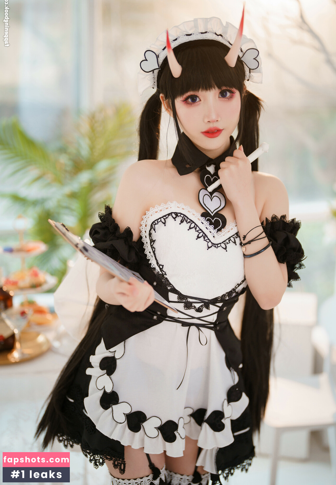 Xianer nude babe gallery