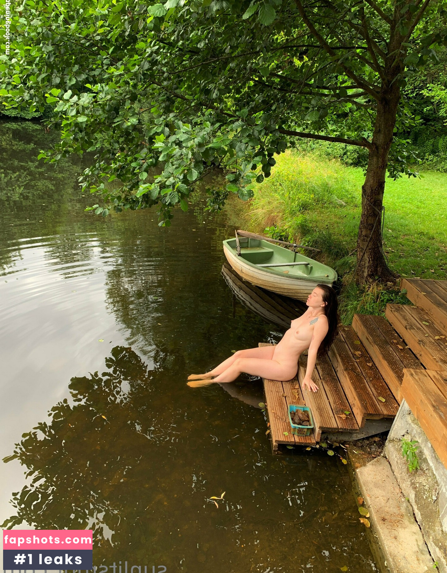 xmishacrossx gallery photo #32