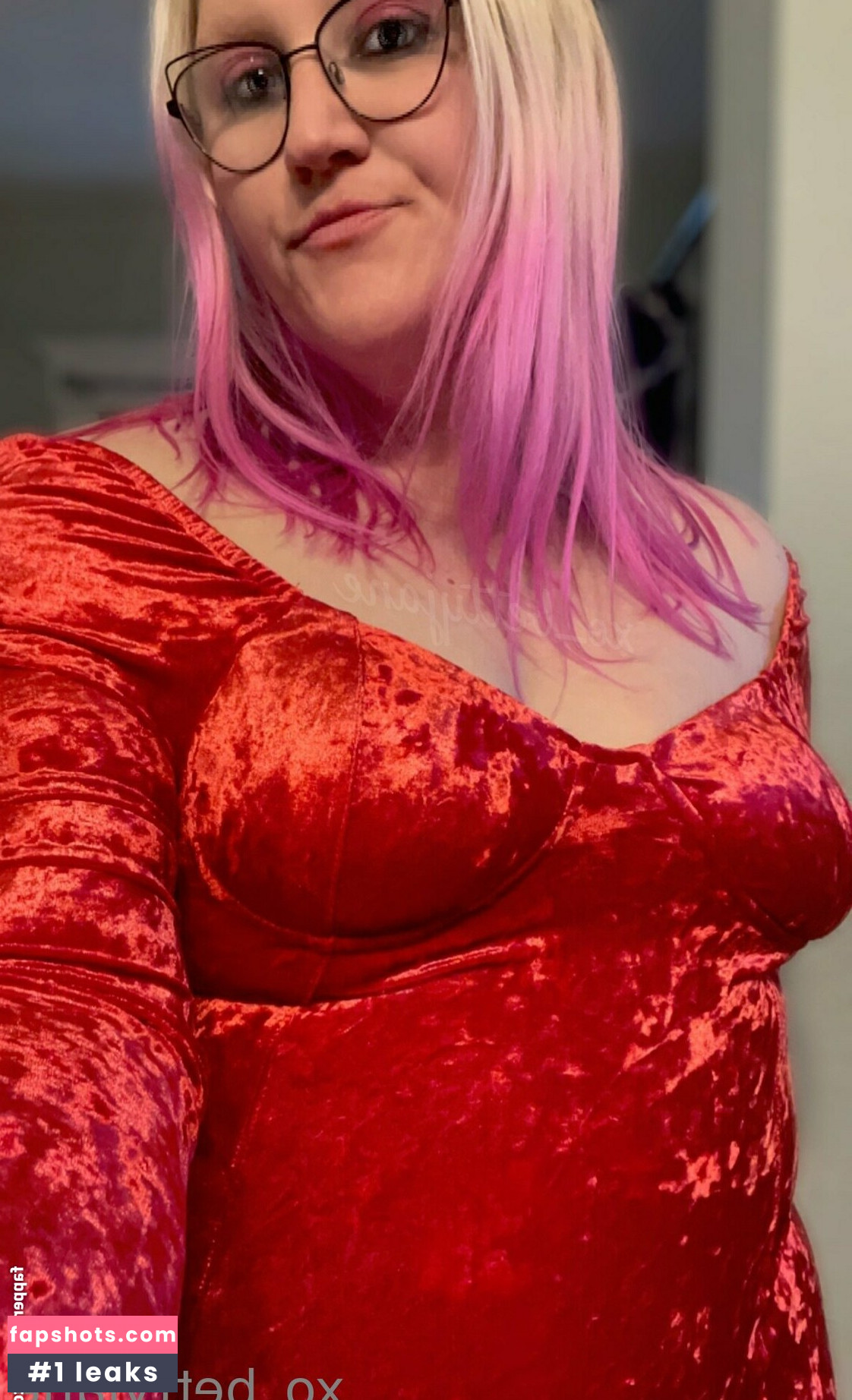 xo_bettyjane gallery photo #2