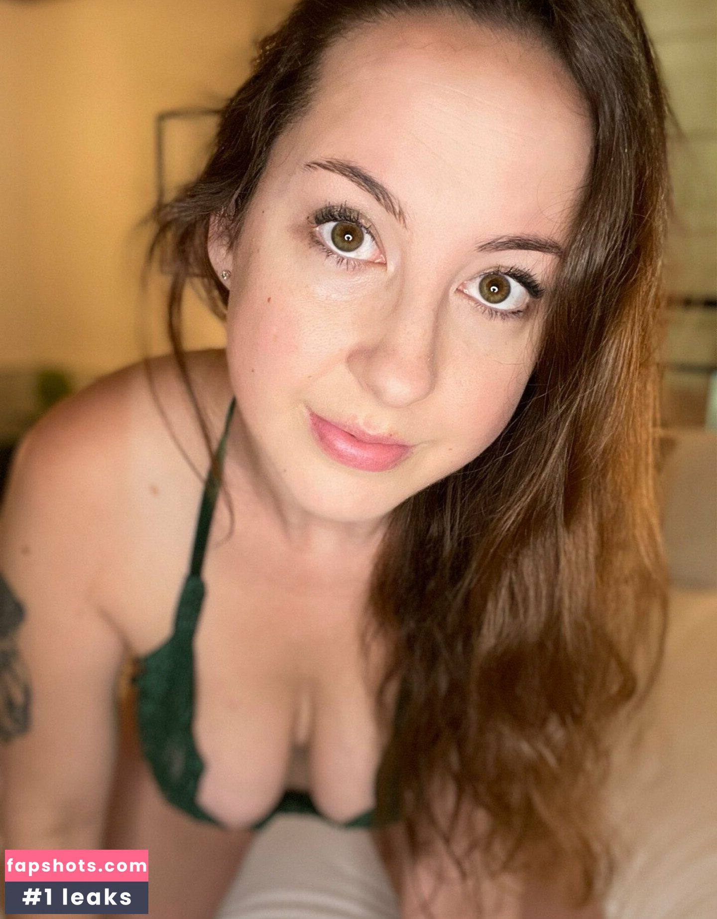 xo_hazelrose gallery photo #13