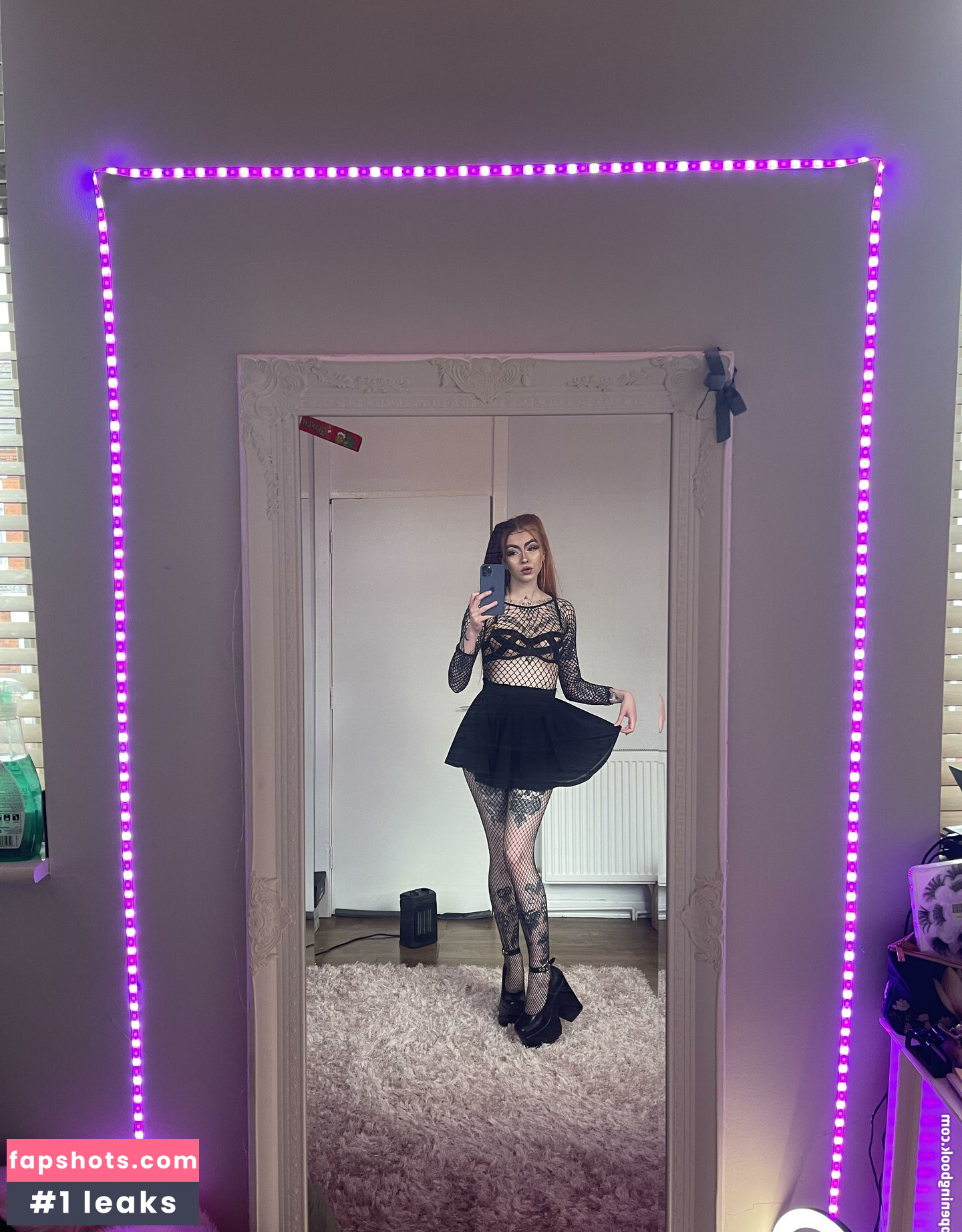 xo_nicolavictoria gallery photo #20