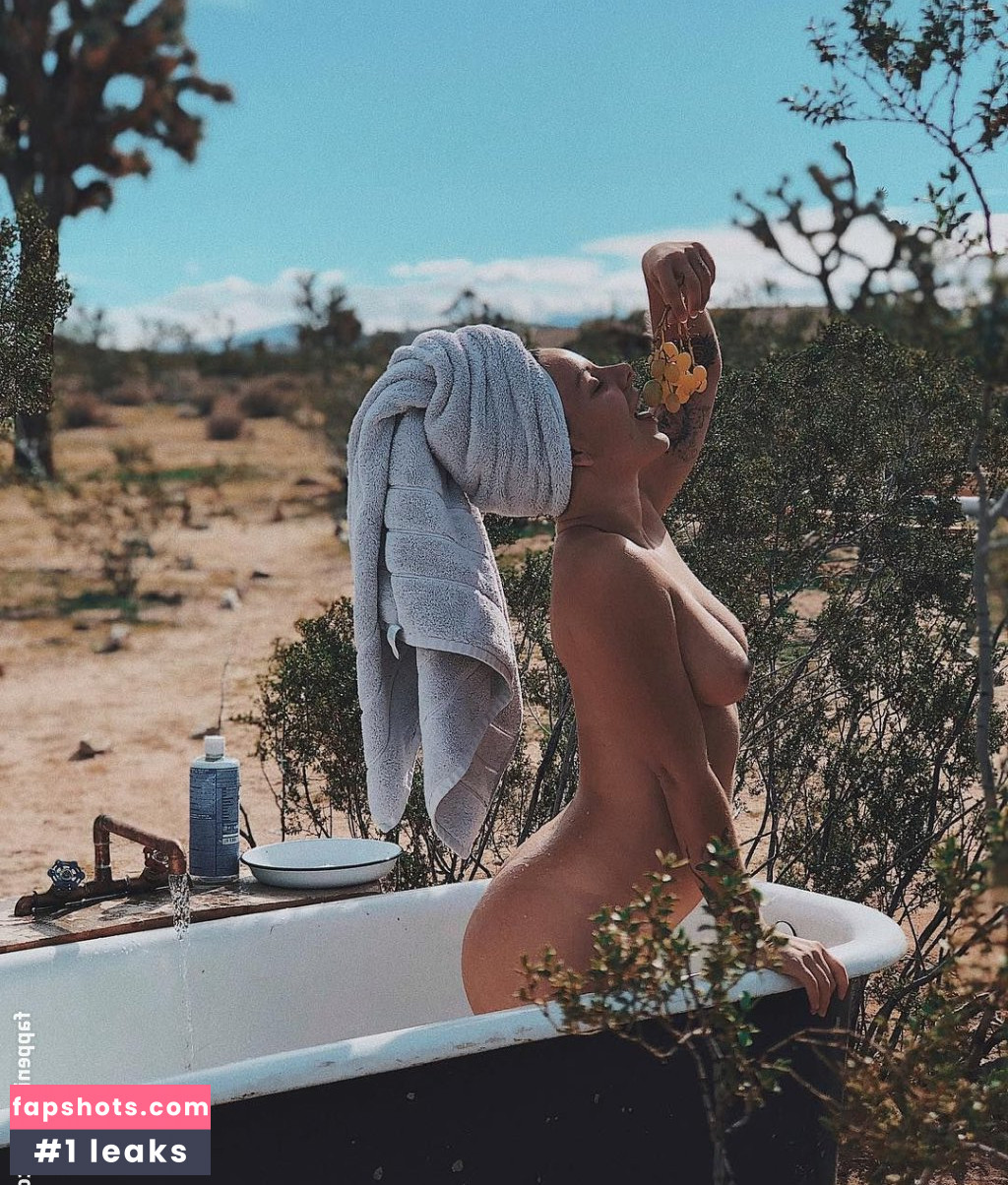 Xoe Zahara Nude Leaks OnlyFans Photos #22 - LeakJerk