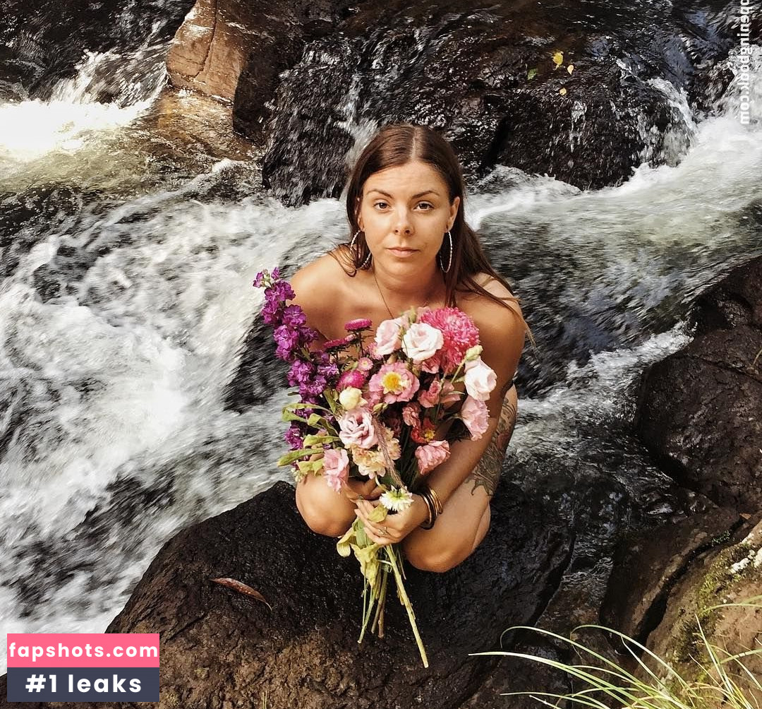 Xoe Zahara Nude Leaks OnlyFans Photos #23 - LeakJerk