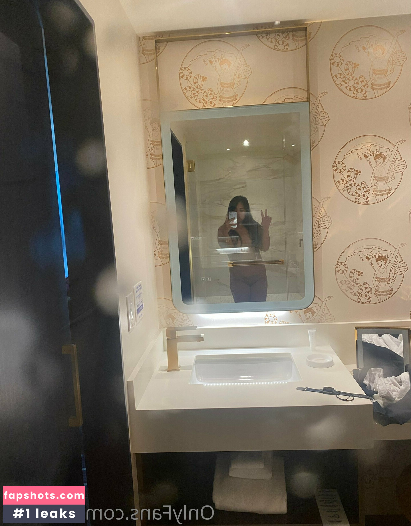 xolucina gallery photo #13