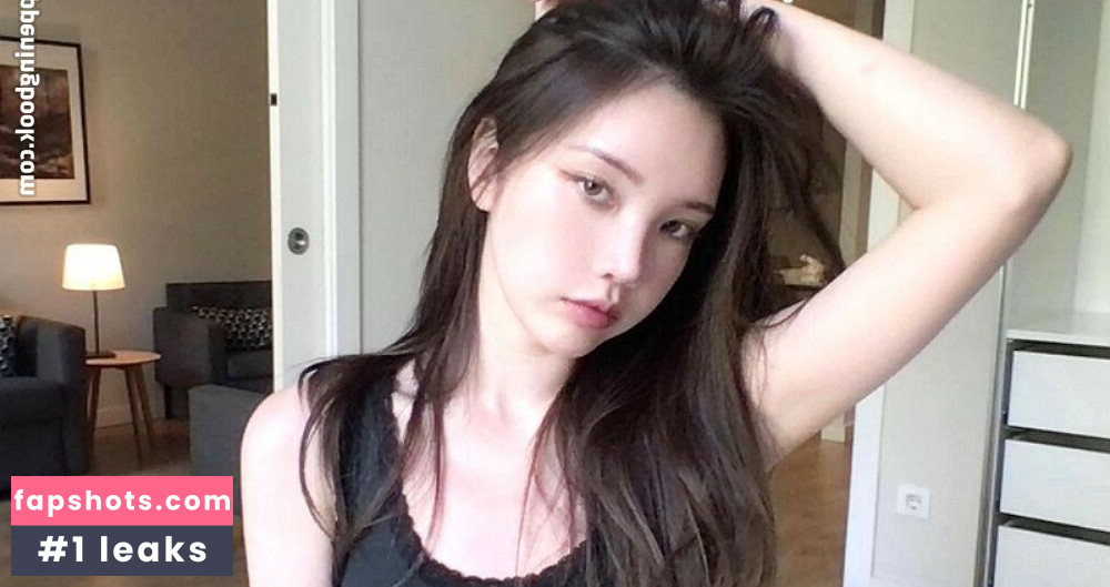 Xooos 수스 gallery photo #9