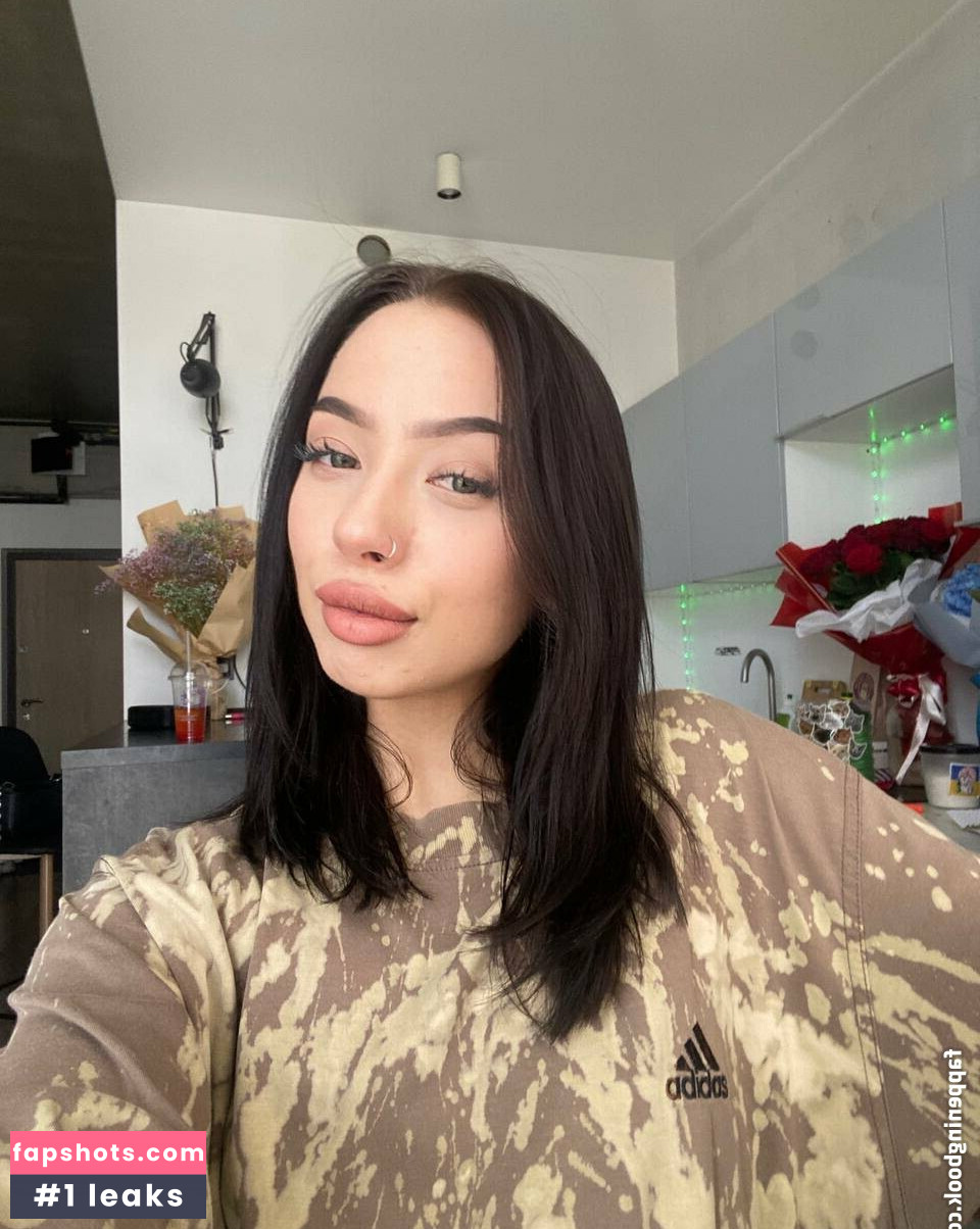 xoxo_chloee gallery photo #14