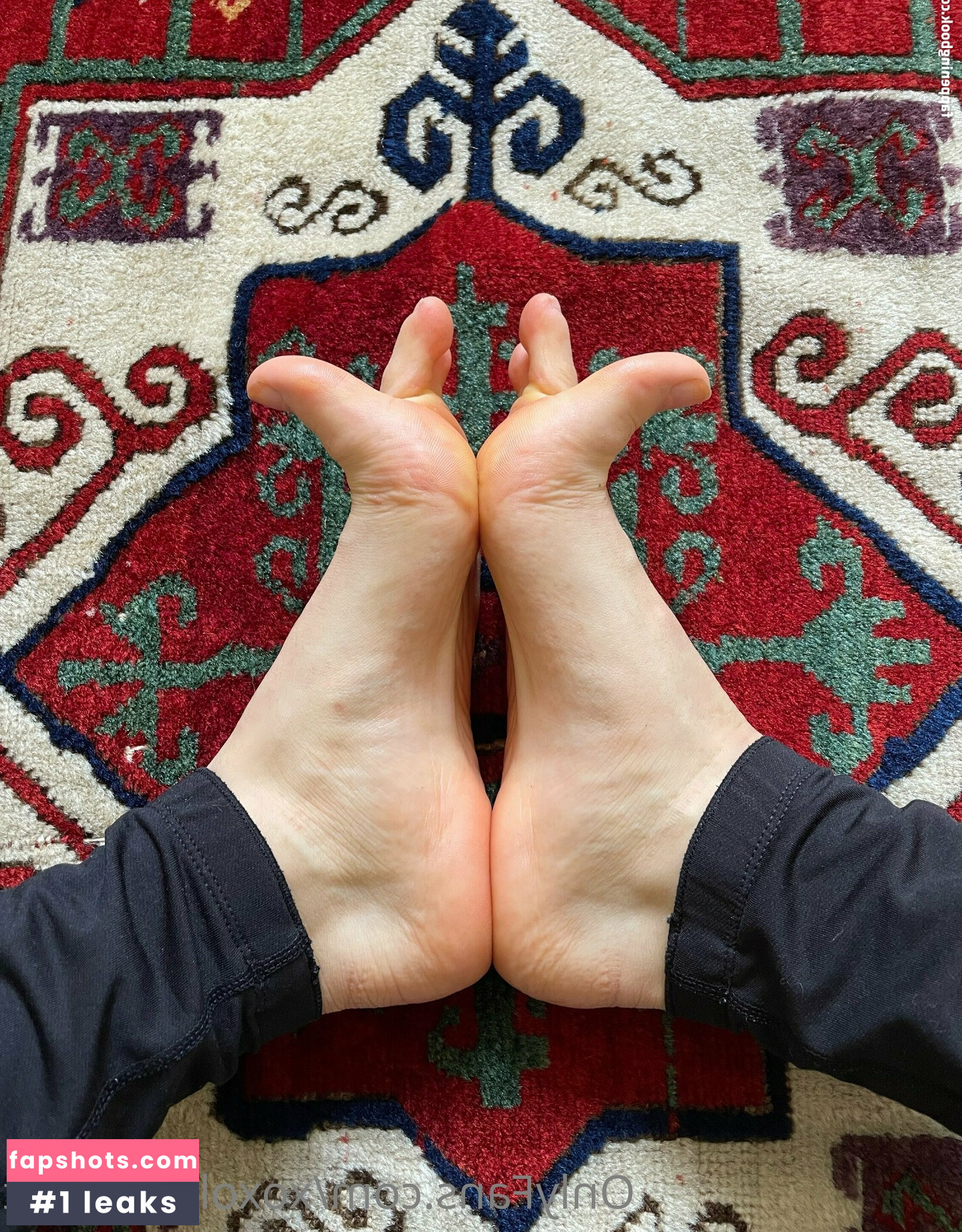 xoxolovelyfeet gallery photo #17