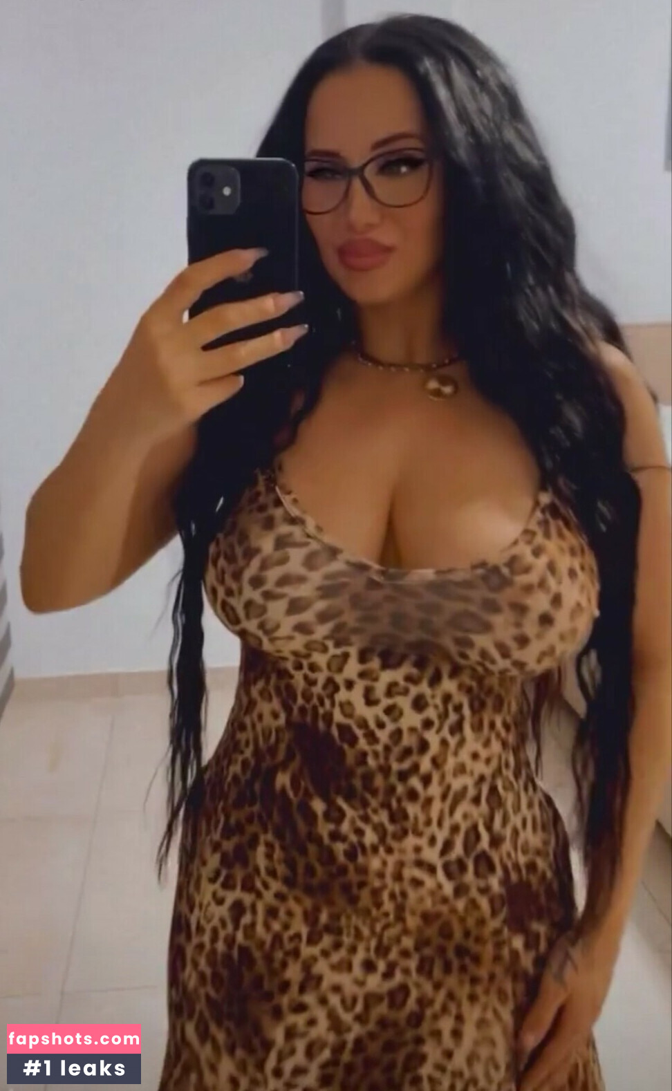 Xristina Orfanidou gallery photo #7