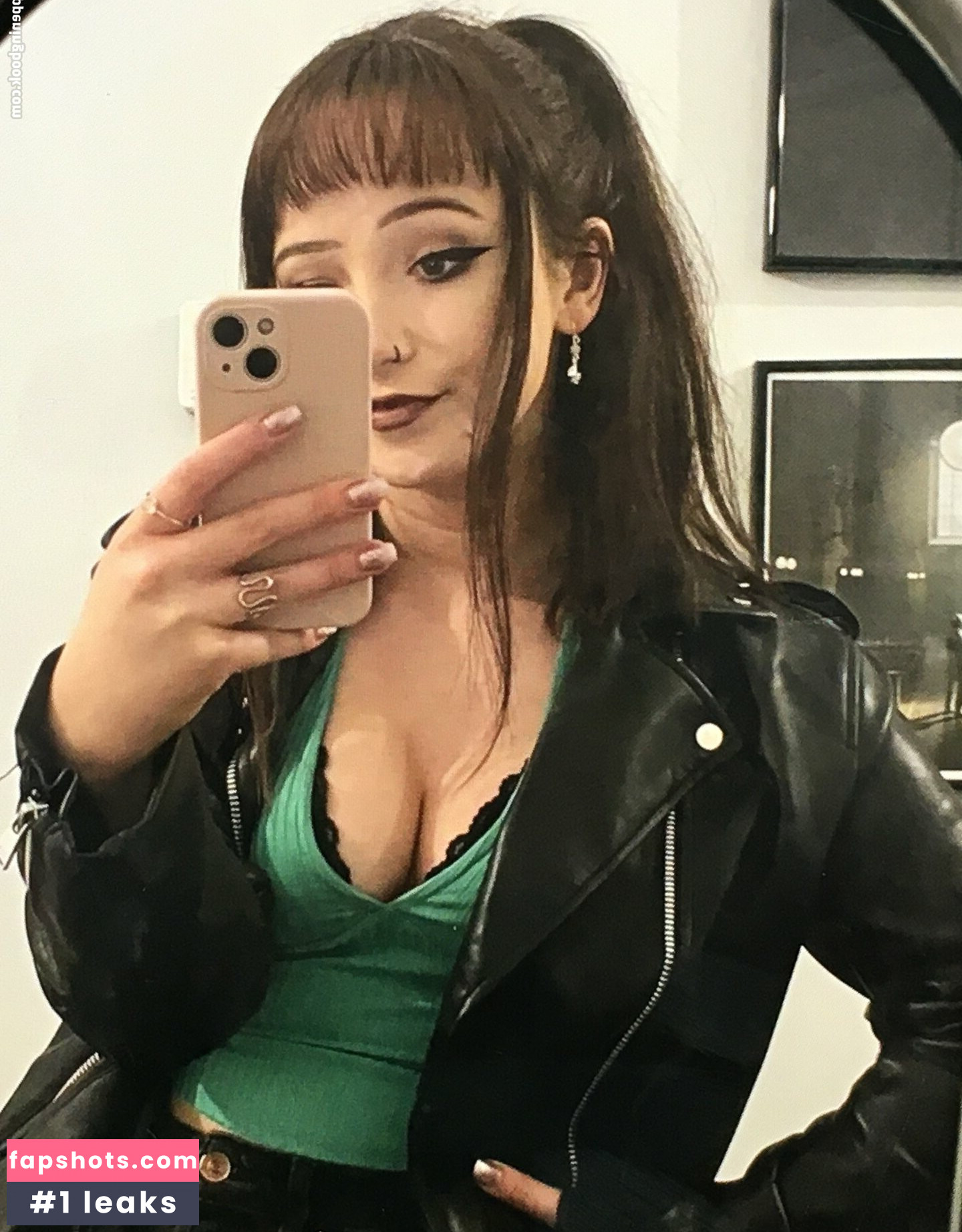 xroox gallery photo #21