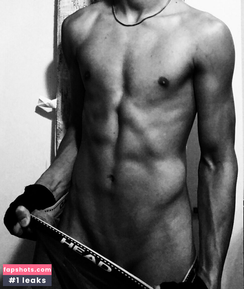 xtheromanempire1 Nude Leaks OnlyFans Photos #2 - LeakJerk