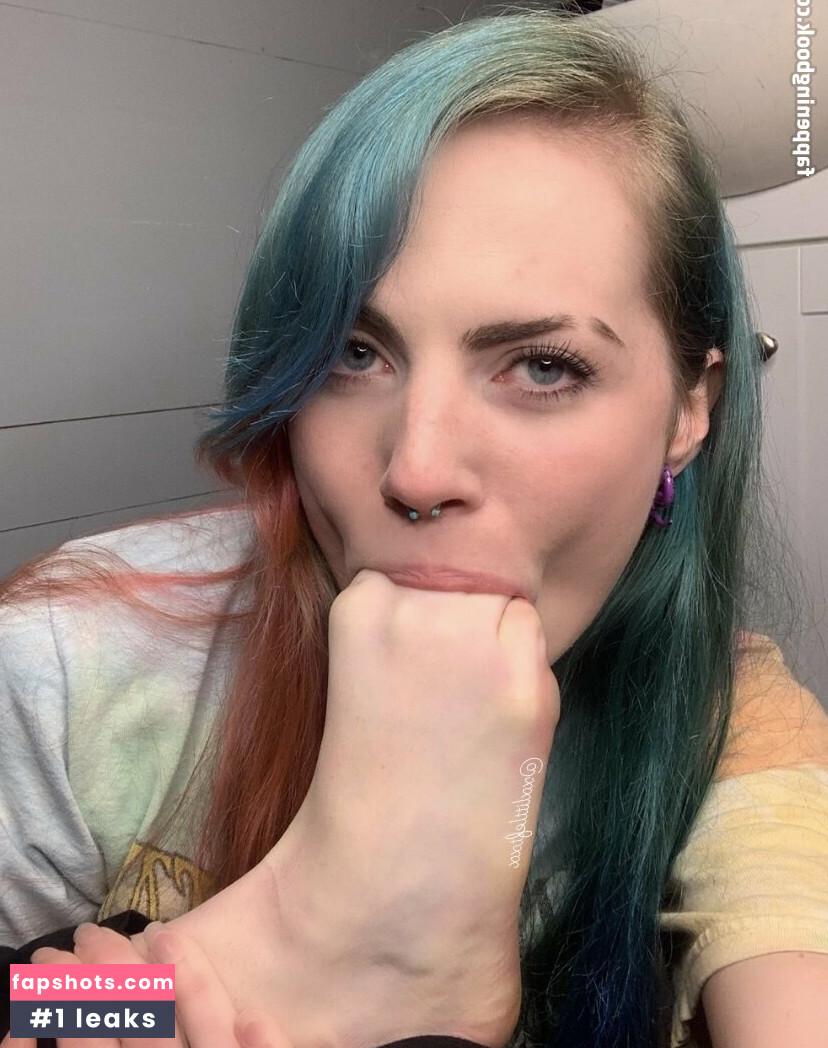 xxlittlefootxx1 nude babe gallery