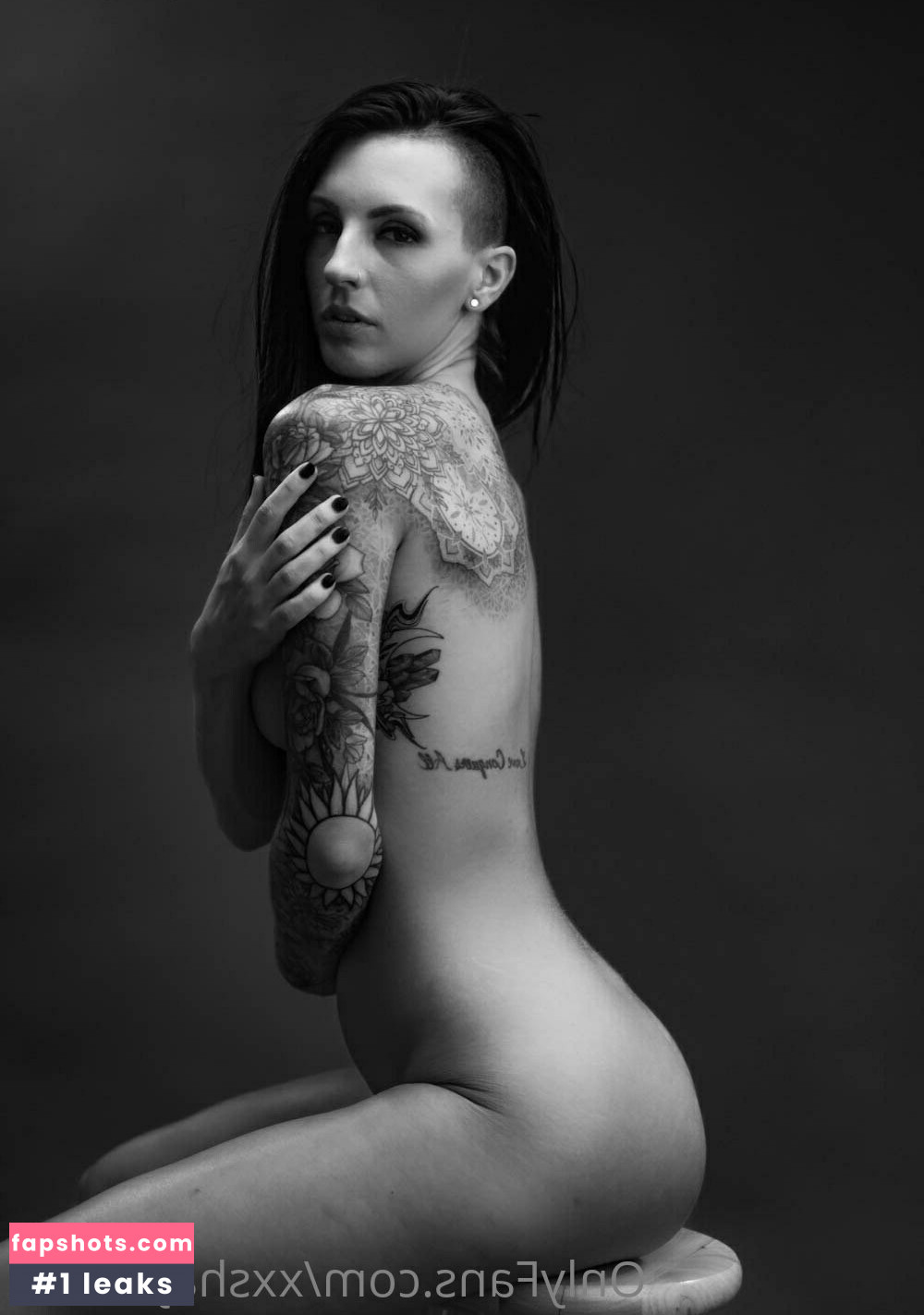 xxshaybaexx nude babe gallery