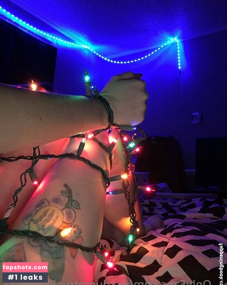 xxxdumptruckkagexxx nude babe gallery