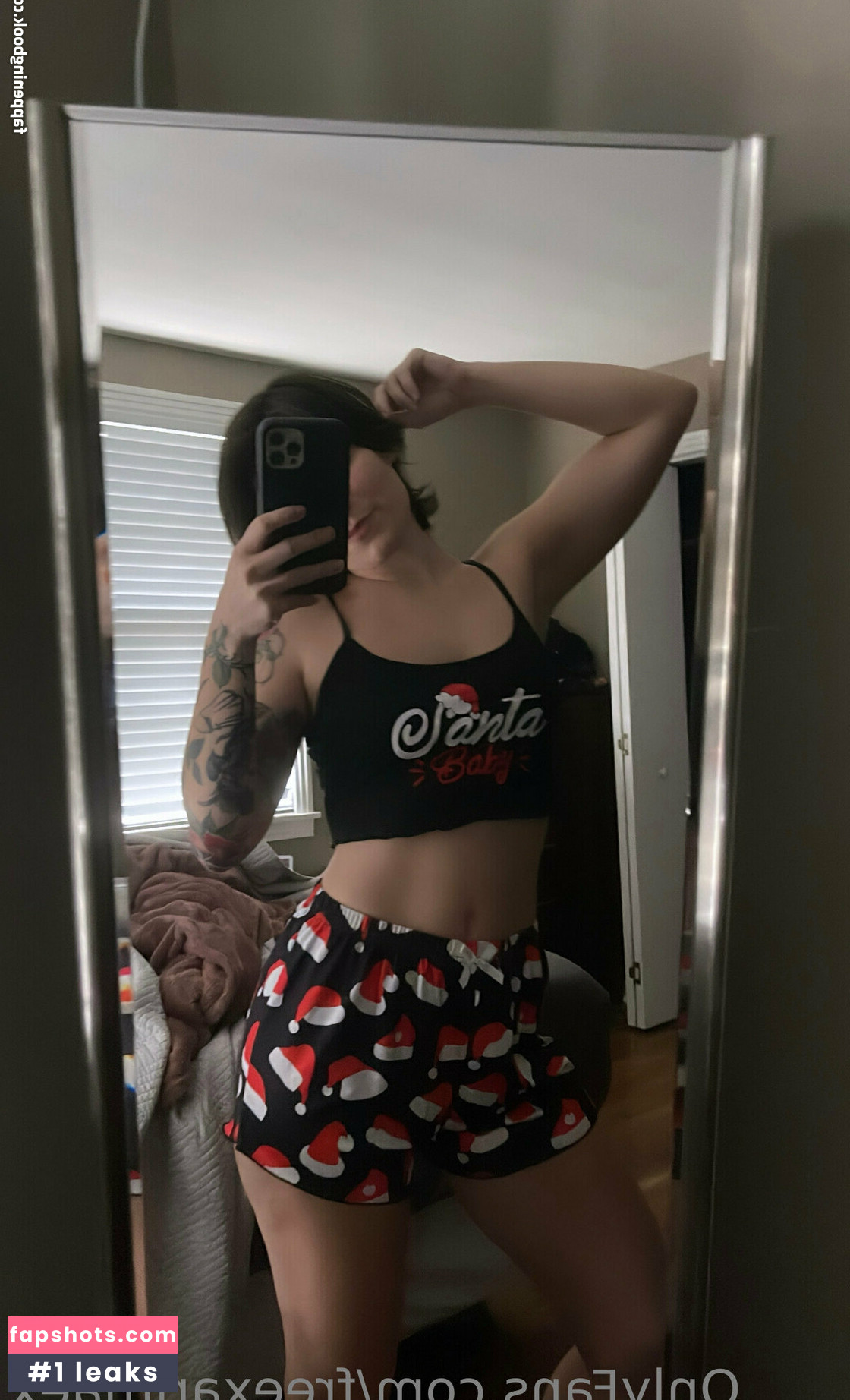 xxxhotti nude babe gallery