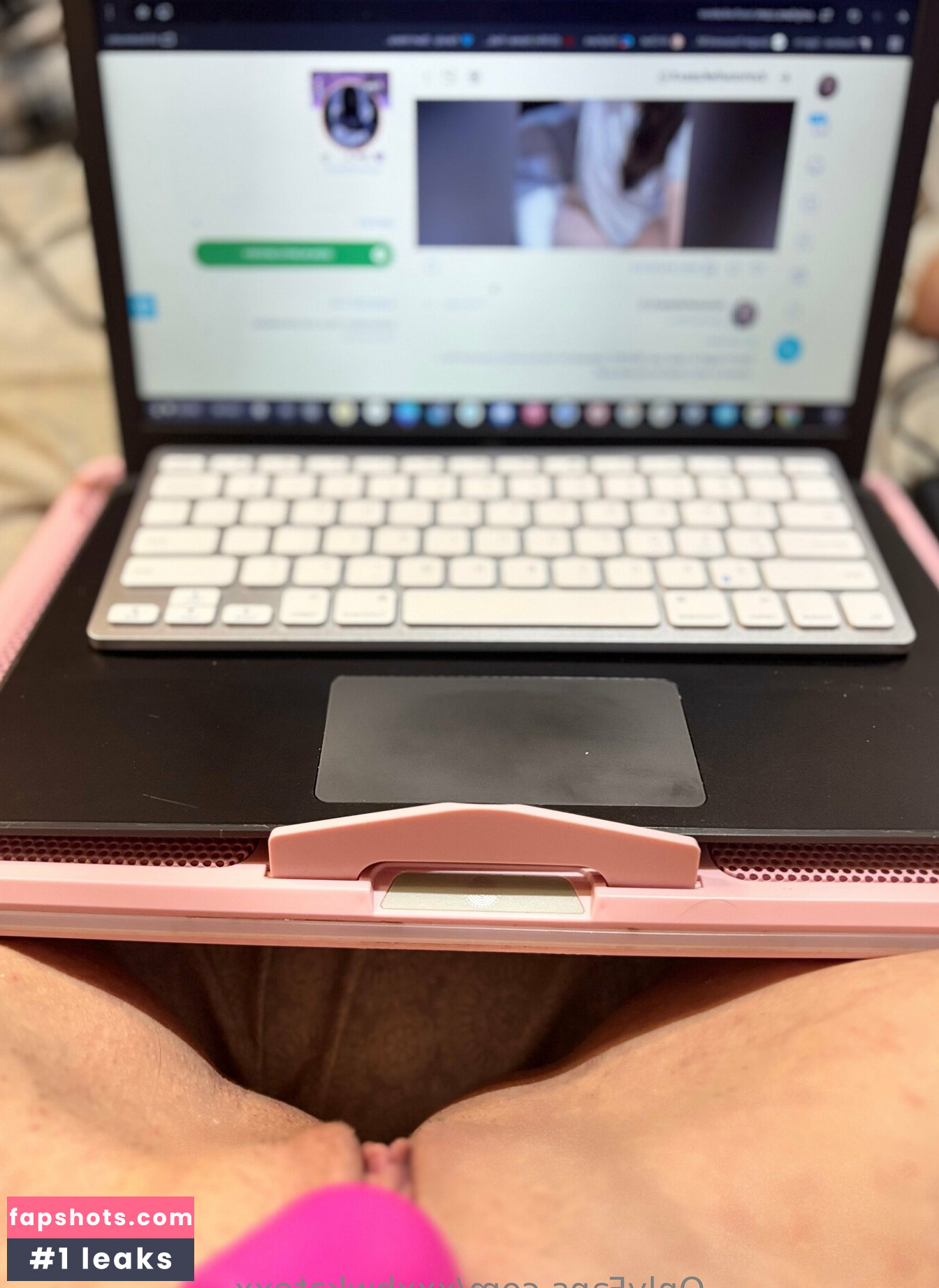 xxxhwkatexx gallery photo #2