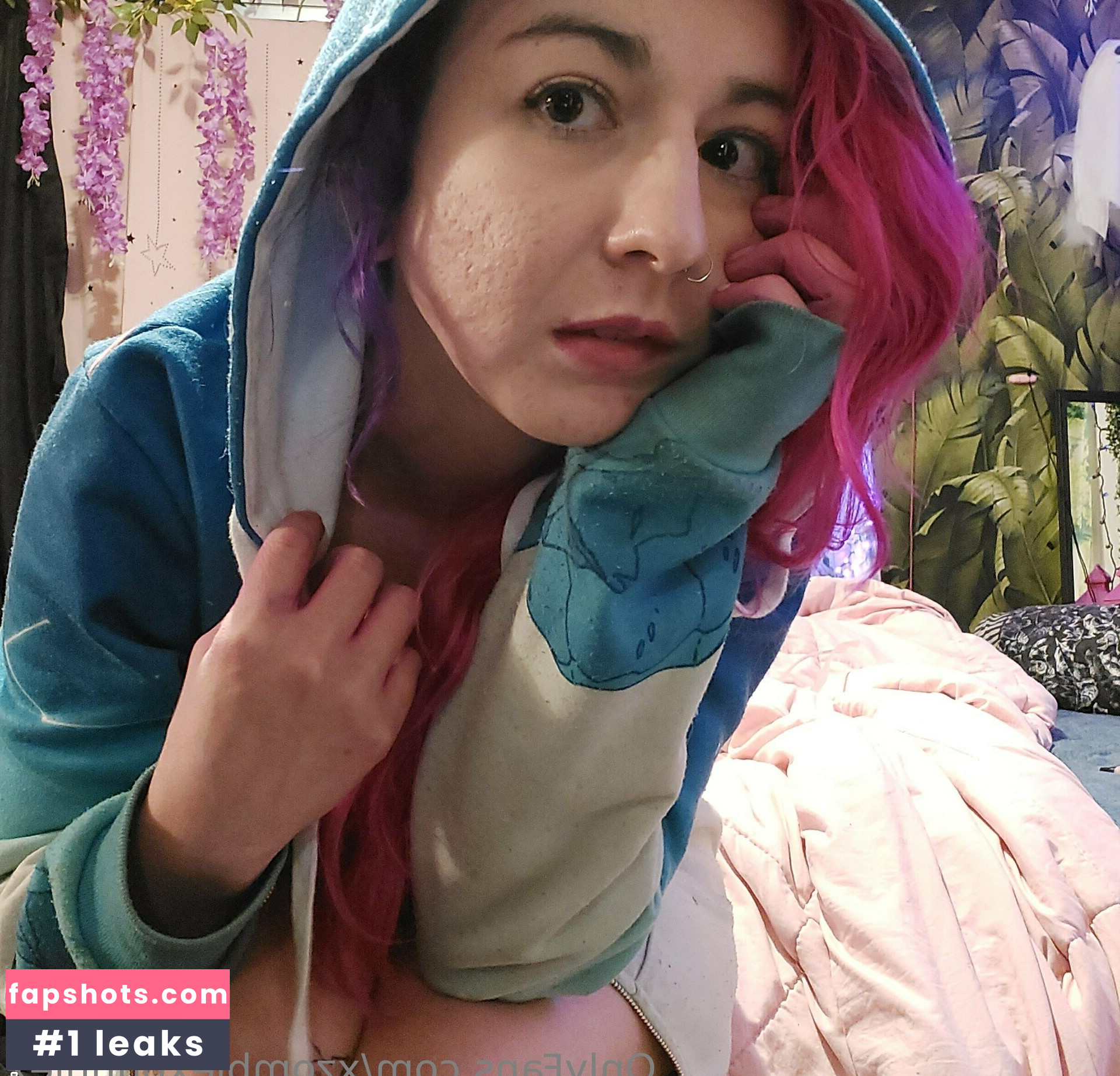 xzombiexbunniex gallery photo #7