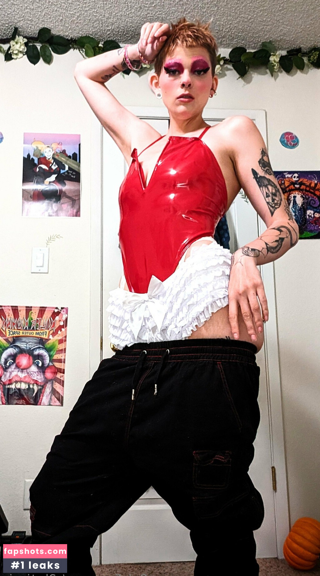 y2kutiepie Nude Leaks OnlyFans Photos #5 - LeakJerk