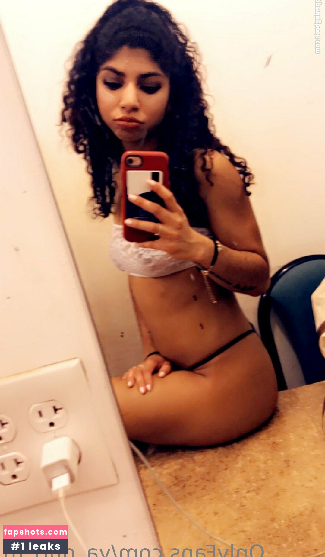 ya_gurl_m gallery photo #3