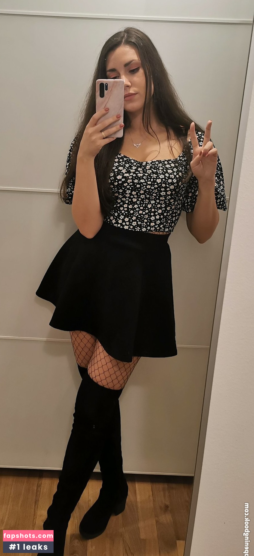 Yabbe Nude Leaks OnlyFans Photos #39 - LeakJerk