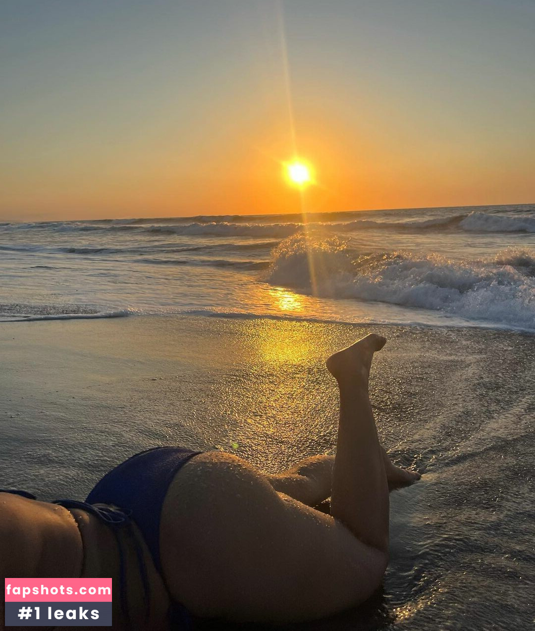 YackguZ nude babe gallery