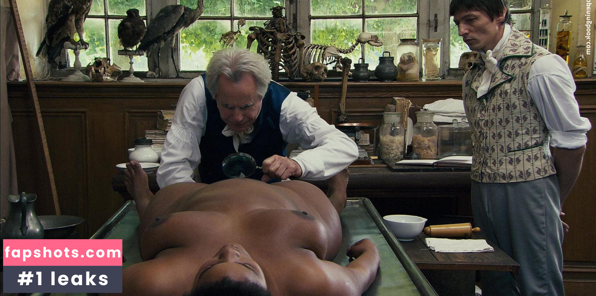 Yahima Torres gallery photo #4