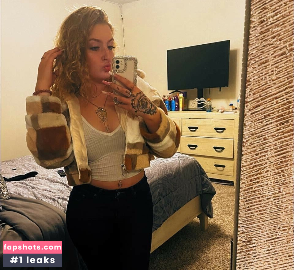 yalllovemadiii nude babe gallery